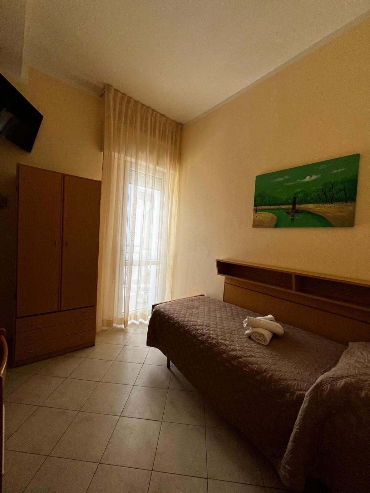 Hotel Giove Dipendenza Hotel Fiamma เชเซนาติโก ภายนอก รูปภาพ