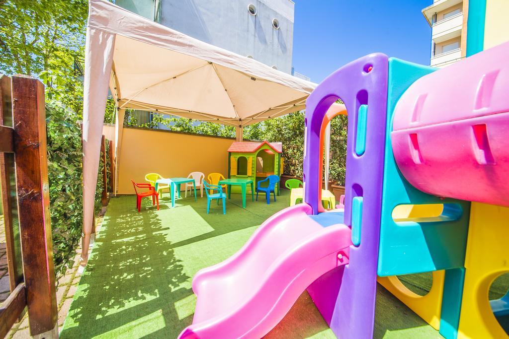 Hotel Giove Dipendenza Hotel Fiamma เชเซนาติโก ภายนอก รูปภาพ