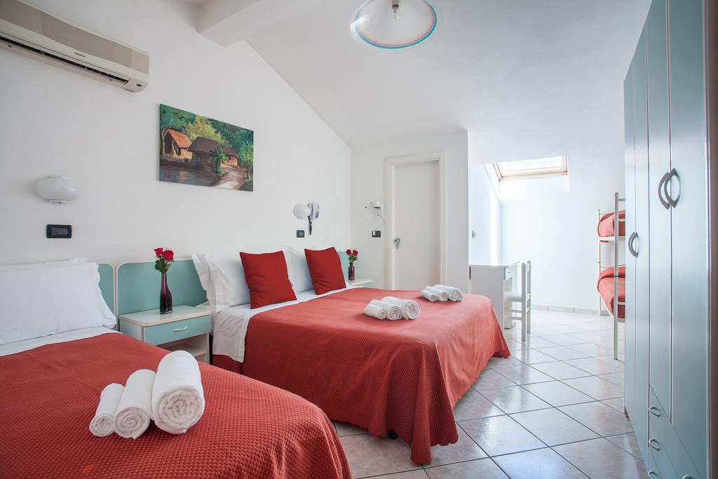 Hotel Giove Dipendenza Hotel Fiamma เชเซนาติโก ภายนอก รูปภาพ